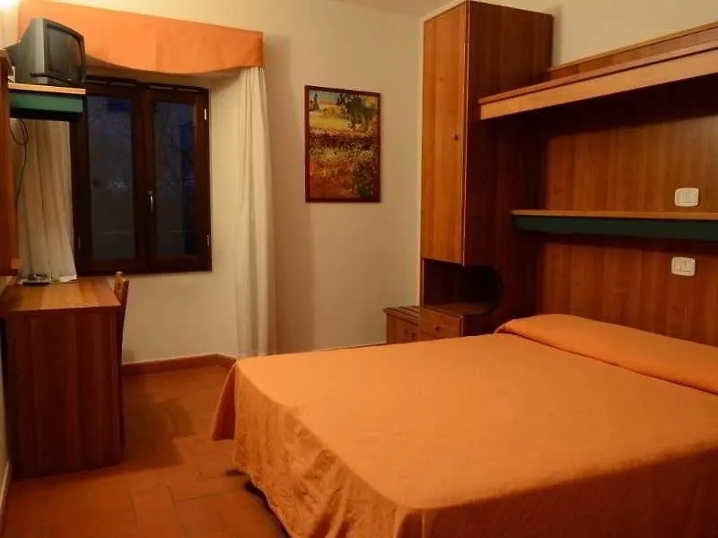 Albergo La Foresta レッジェッロ ホテル