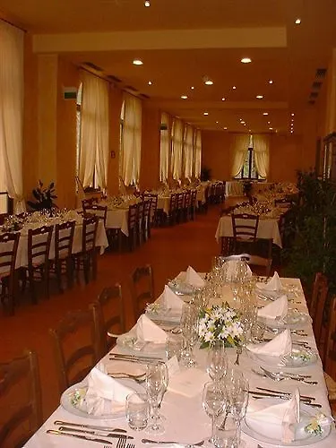 ホテル Albergo La Foresta レッジェッロ